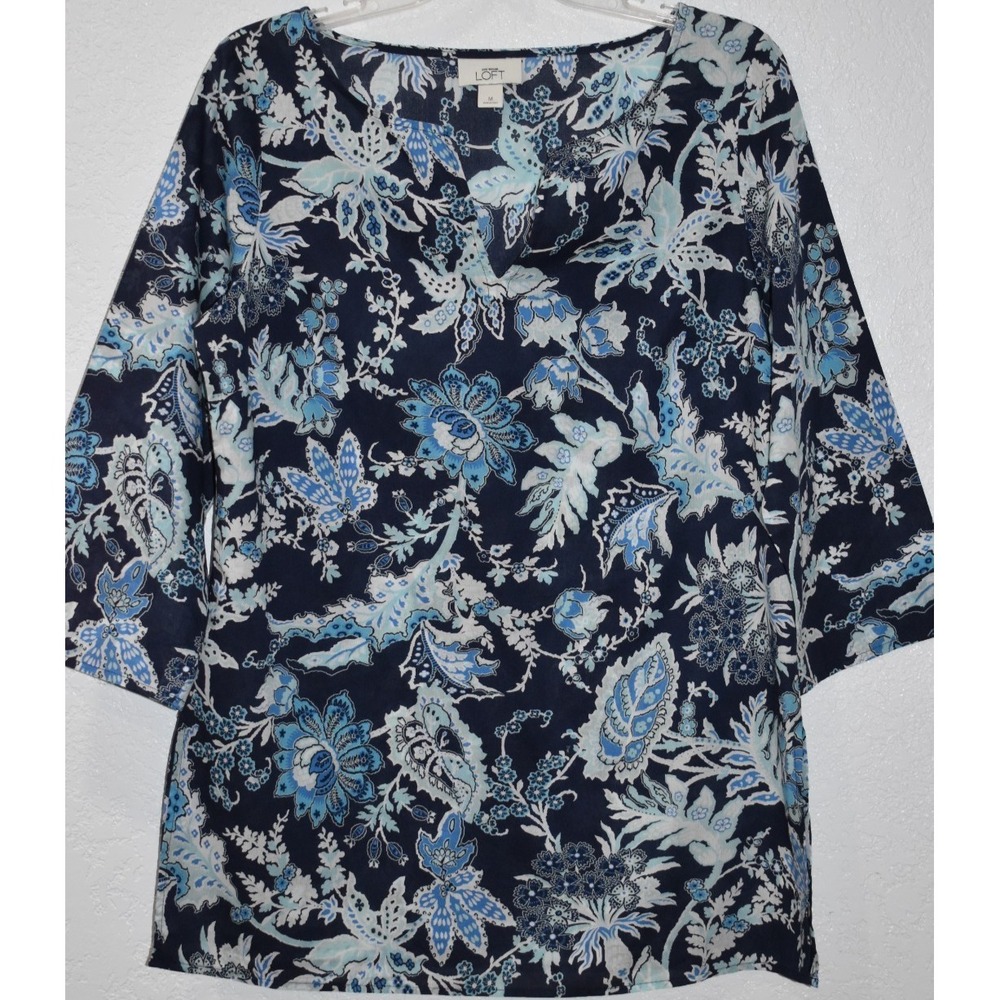 Ann Taylor Loft M Blue‎ Floral V-Neck Top 3/4 Slv Coastal Beachy Lightweight